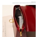 2025 Exclusive Red Bridal Bag – Elegant Hand-Carry for the Bride