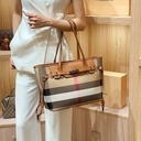 Classic Large-Capacity Tote Bag – Travel, Work & Everyday Use