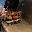 Classic Large-Capacity Tote Bag – Travel, Work & Everyday Use